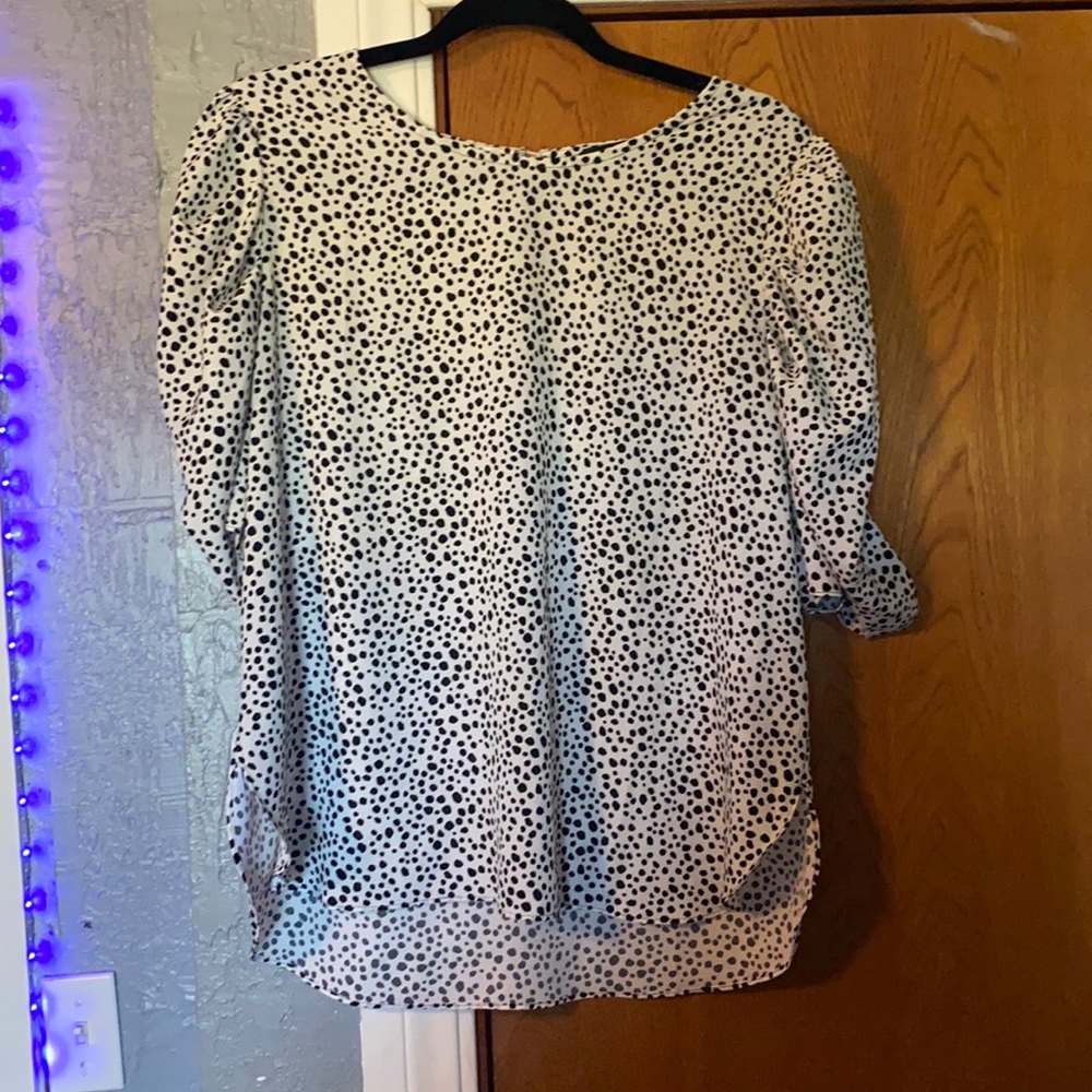 Adorable Dalmatian print blouse! Size L!